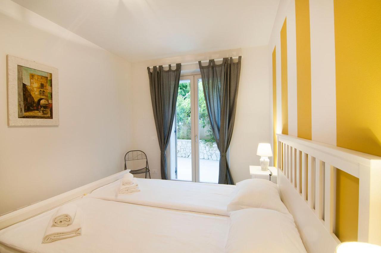 Villa Kiara Torri Del Benaco Buitenkant foto